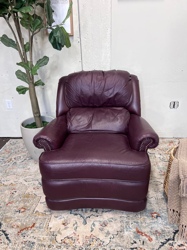 FREE DELIVERY! 🚚 - Genuine Leather Cherry Red Studded Recliner Chair