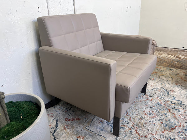 FREE DELIVERY! 🚚  - Tannish Gray Modular “Steelcase Coalesse COMFLA1” Genuine Leather Club Chairs