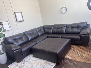 FREE DELIVERY! 🚚- Bernie & Phyl’s Genuine Leather Brown Sectional Couch with Oversized Ottoman Set Cozy Couple