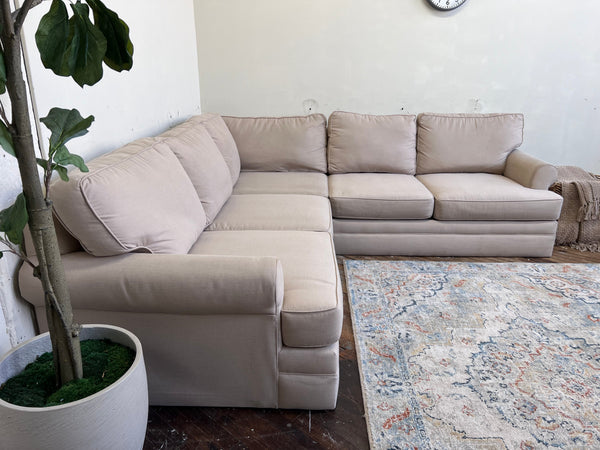 FREE DELIVERY! 🚚 - Beige Modern Sectional Couch Cozy Couple