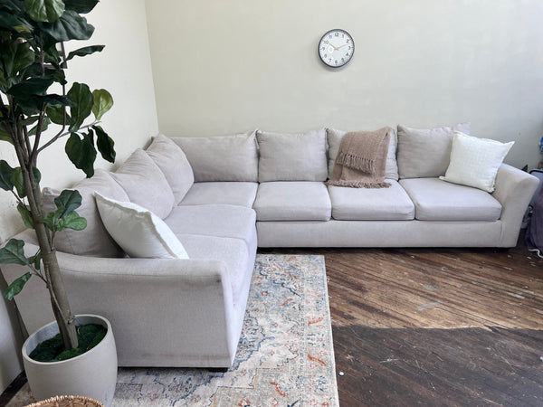 FREE DELIVERY! 🚚 - Eggshell White Sectional Couch