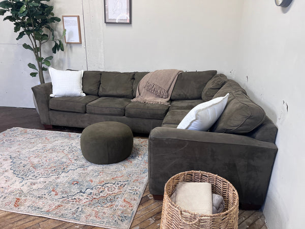 FREE DELIVERY! 🚚 - Jordan’s Furniture Bauhaus Olive Green Microfiber Sleeper Sectional Couch with Ottoman Set Cozy Couple