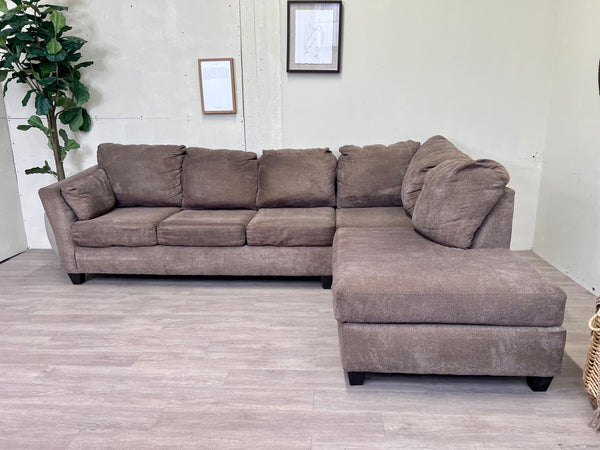 FREE DELIVERY! 🚚 - Bob’s Furniture Grayish Brown Modern Sectional Couch with Chaise