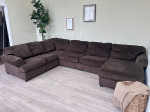 FREE DELIVERY! 🚚 - Brown Modern Fuzzy U Sectional Couch with Chaise