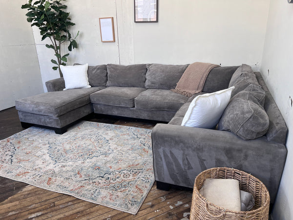 FREE DELIVERY! 🚚 - Gray Modern Microfiber U Sectional Couch with Chaise Cozy Couple