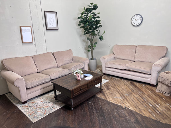 FREE DELIVERY! 🚚 - Bob’s Beige Microfiber 3 Seater Couch & Loveseat Set