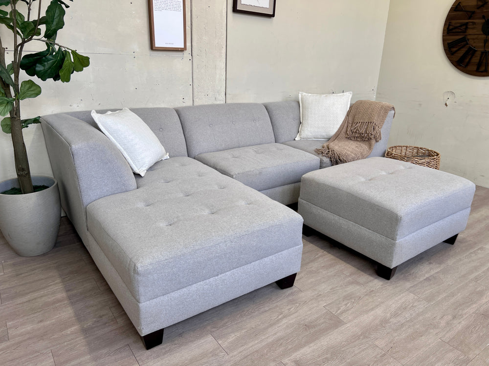 FREE DELIVERY! 🚚 - La-Z-Boy Light Gray Modern Tufted Modular Sectional Couch with Chaise & Ottoman Set