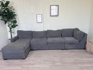 FREE DELIVERY! 🚚 - Gray Modern Microfiber Sectional Couch with Chaise