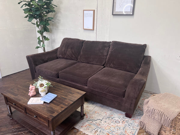 FREE DELIVERY! 🚚 - Jordan’s Klaussner Brown Suede 3 Seater Couch Cozy Couple
