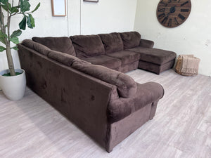 FREE DELIVERY! 🚚 - Brown Modern Fuzzy U Sectional Couch with Chaise