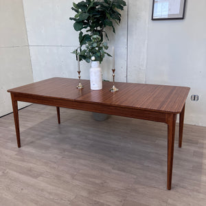 Extendable Solid Wood Dining Table