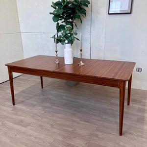 Extendable Solid Wood Dining Table
