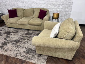 FREE DELIVERY! 🚚 - Green Couch & Love Seat Set Cozy Couple