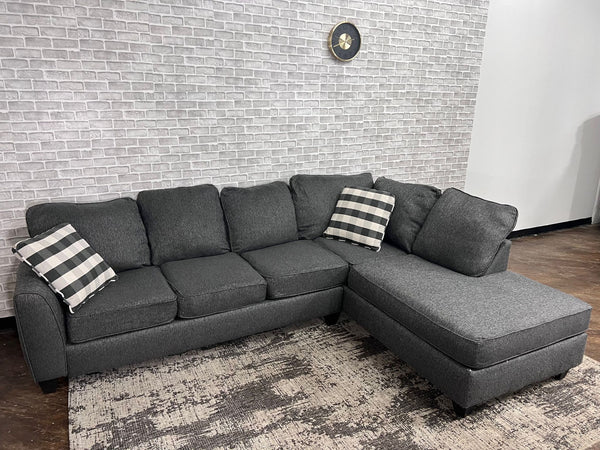 FREE DELIVERY! 🚚 - Bob’s Furniture Gray Sleeper Sectional Couch Cozy Couple