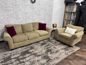 FREE DELIVERY! 🚚 - Green Couch & Love Seat Set Cozy Couple