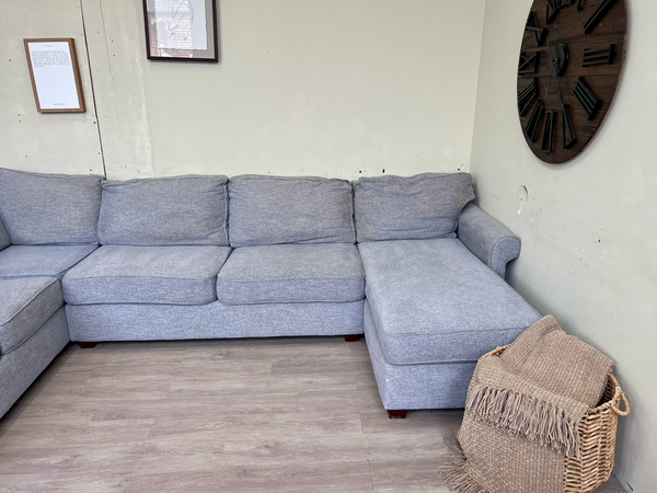 FREE DELIVERY! 🚚 - Light Gray Modern U Sectional Couch with Chaise Cozy Couple