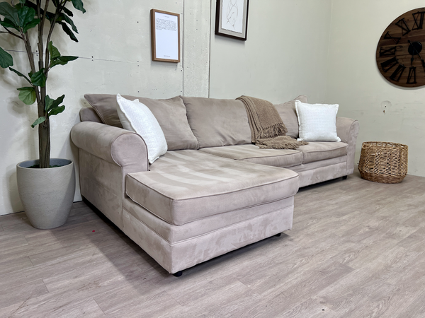 FREE DELIVERY! 🚚 - Bob’s Furniture Beige Microfiber Sectional Couch with Chaise Cozy Couple