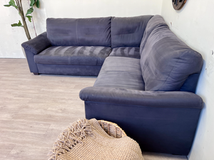 FREE DELIVERY! 🚚 - Blueish Gray Modern Tufted Sectional Couch