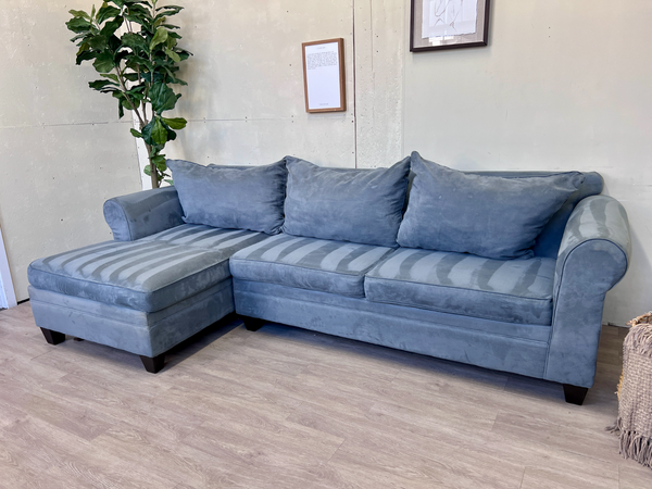 FREE DELIVERY! 🚚 - Bob’s Furniture Grayish Blue Microfiber Modern Sectional Couch with Chaise