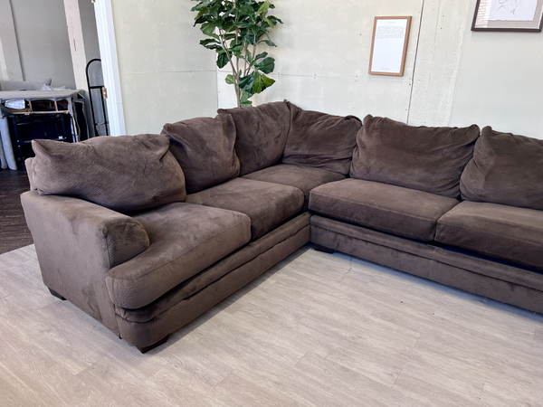 FREE DELIVERY! 🚚 - Jordan’s Furniture Brown Microsuede Modern Sleeper U Sectional Couch with Chaise