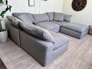 FREE DELIVERY! 🚚 - Bob’s Furniture “Cloud” Modular Rearrangeable Gray Modern Deep-Seated U Sectional Couch with Reversible Chaise