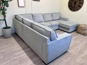 FREE DELIVERY! 🚚 - Bob’s Furniture “Playscape” Modern Light Gray Sleeper U Sectional Couch with Storage Chaise