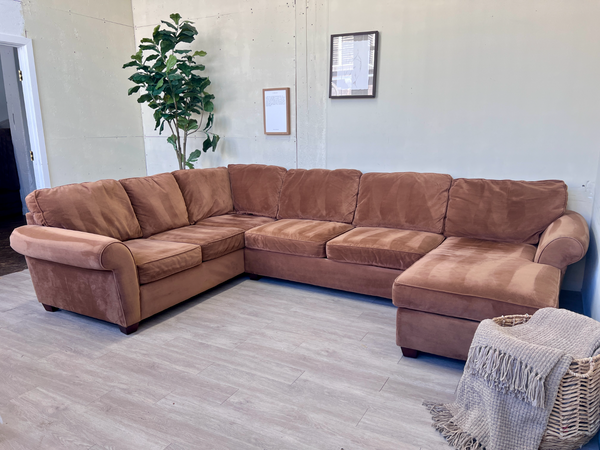 FREE DELIVERY! 🚚 - Jordan’s Furniture Golden Brown Microsuede Modern U Sectional Couch with Chaise