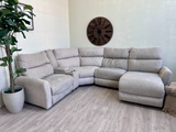 FREE DELIVERY! 🚚 - Bob’s Furniture Cream Modern Tufted Reclining Modular U Sectional Couch with Chaise