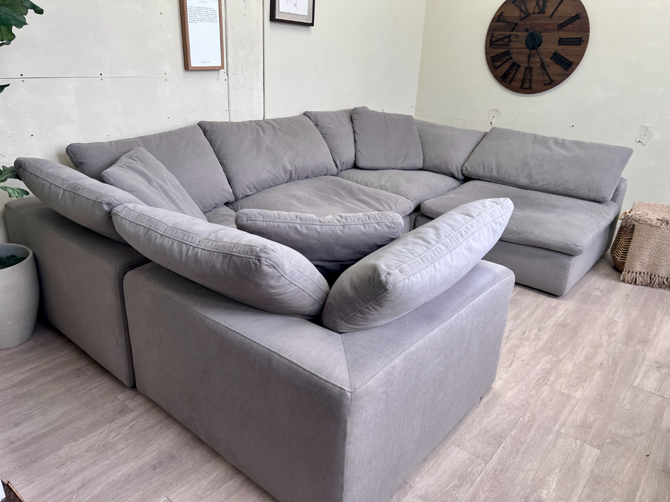 FREE DELIVERY! 🚚 - Bob’s Furniture “Cloud” Modular Rearrangeable Gray Modern Deep-Seated U Sectional Couch with Reversible Chaise