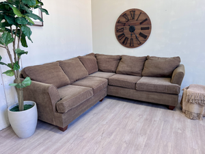 FREE DELIVERY! 🚚 - Brown Modern Sectional Couch