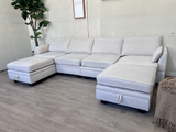 FREE DELIVERY! 🚚 - White Modular Modern U Sectional Couch with Storage