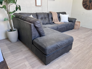 FREE DELIVERY! 🚚 - Ashley’s Furniture Gray Modern Tufted Sectional Couch with Chaise The Cozy Collection