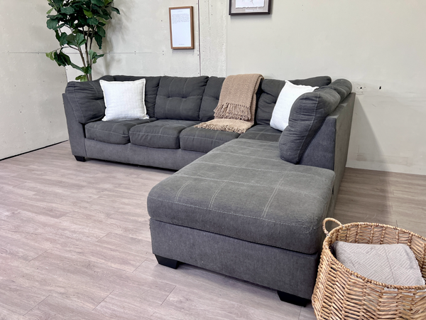 FREE DELIVERY! 🚚 - Ashley’s Furniture Gray Modern Tufted Sectional Couch with Chaise The Cozy Collection