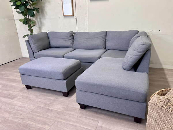 FREE DELIVERY! 🚚 - Gray Modern Sectional Couch with Chaise & Ottoman Set The Cozy Collection