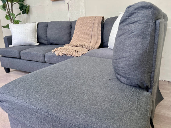 FREE DELIVERY! 🚚 - Dark Gray Modern Sectional Couch with Chaise