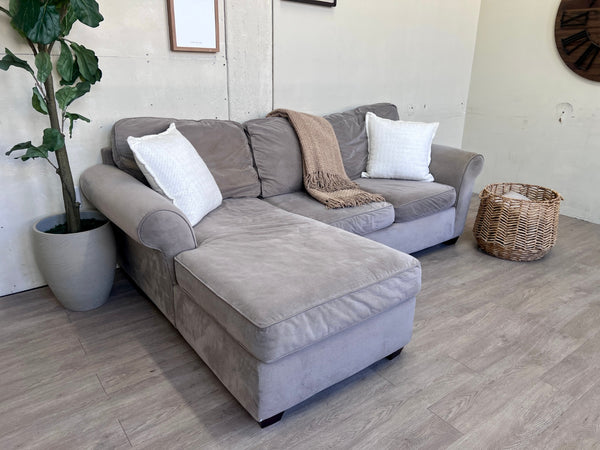 FREE DELIVERY! 🚚 - Jordan’s Furniture Gray Microsuede Modern Sectional Couch with Chaise