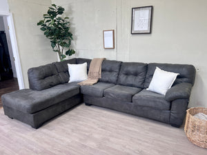 WE DELIVER! 🚚 - Greenish Gray Modern Tufted L Sectional Couch with Chaise