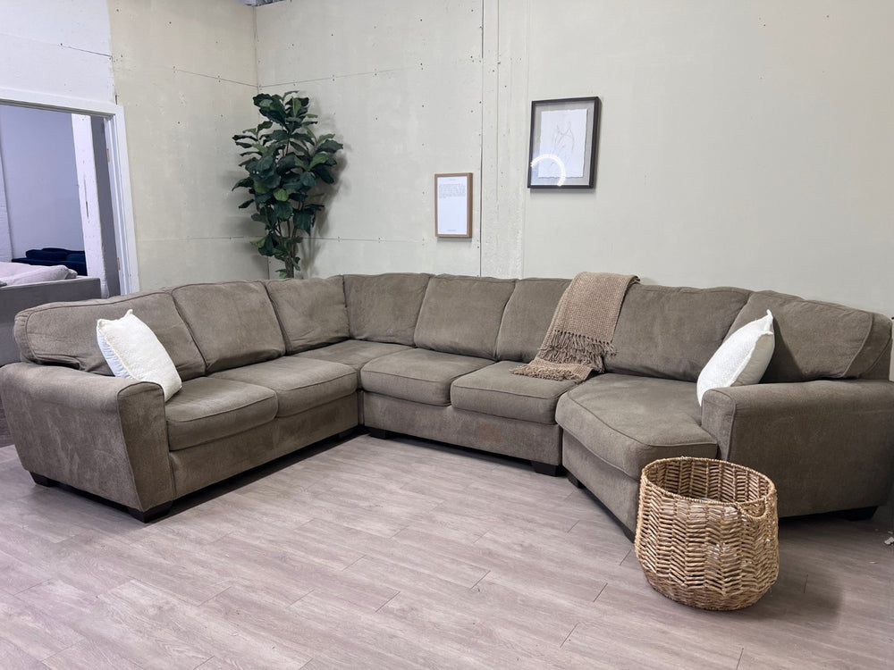 Bernie & Phyl’s Grayish Brown Modern Deep-Seated U Sectional Couch with Chaise