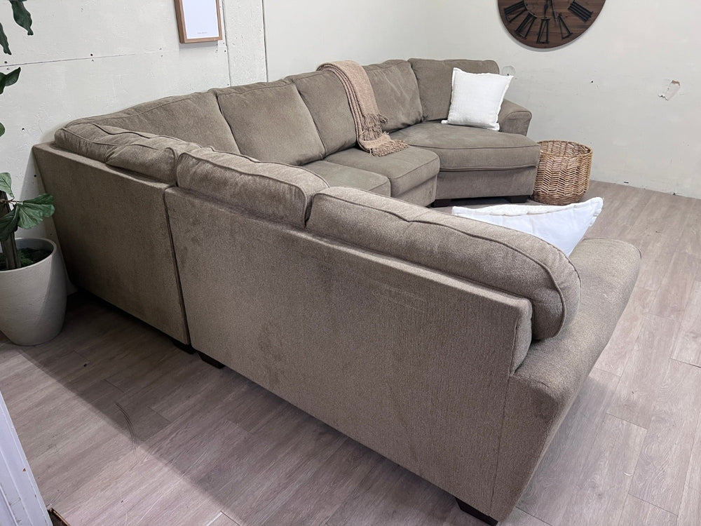 Bernie & Phyl’s Grayish Brown Modern Deep-Seated U Sectional Couch with Chaise