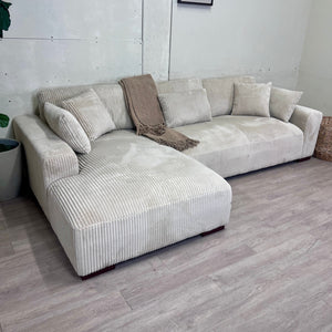 Like New "Asyiah" Upholstered Sectional
