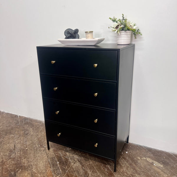 "Julina" Iron 28'' W 4 - Drawer Dresser