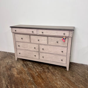 "Ivy Hollow" 9 Drawer Dresser