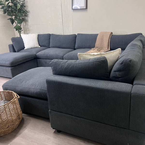 Cloud Modular Modern Dark Gray / Signature Plush Chenille 7 Piece Corner Sectional Couch Set + Additional Ottoman