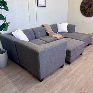 Bernie & Phyl's Gray Modular Modern Tufted 5pc U Sectional Couch with Chaise & Ottoman