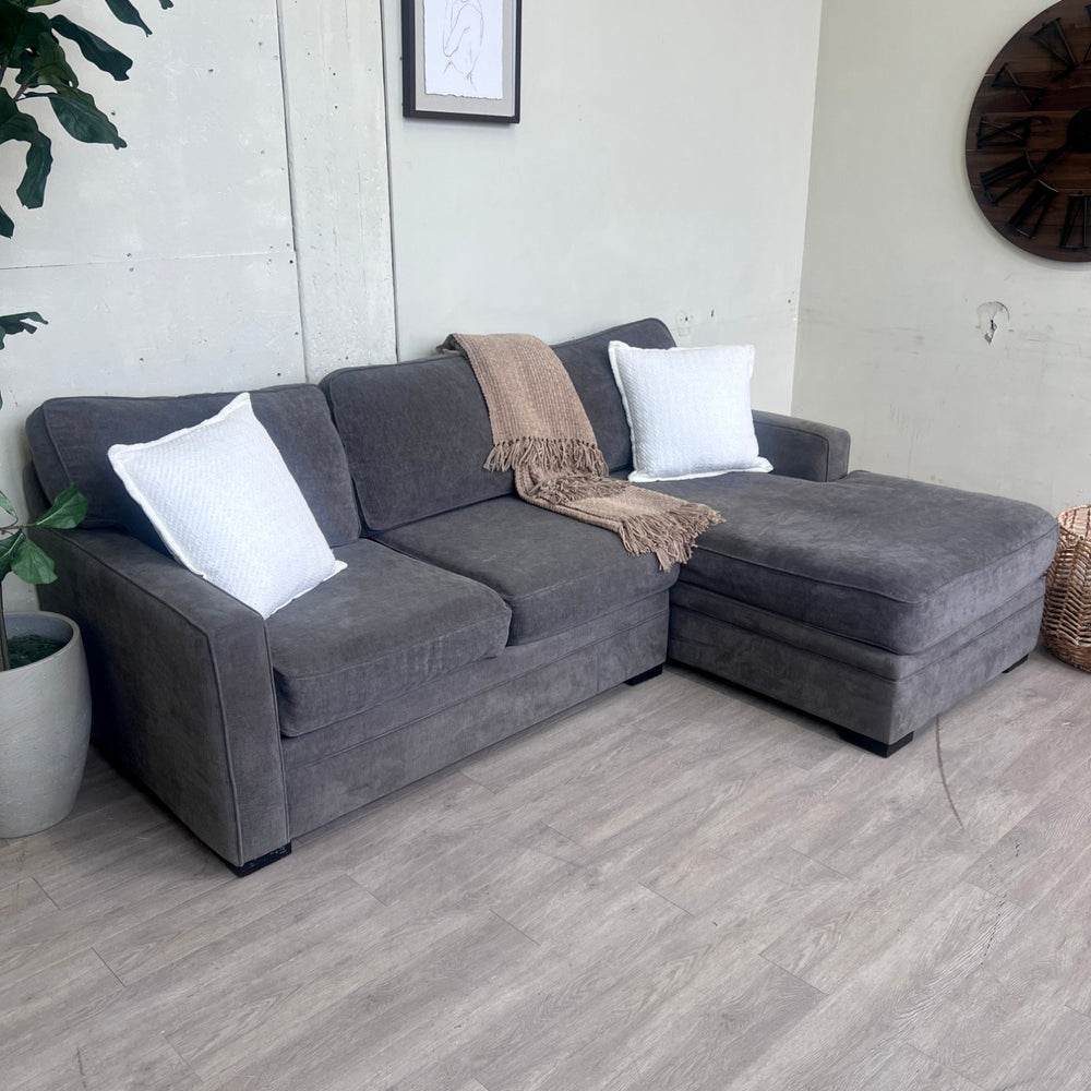 Gray Modern Deep-Seated 2pc L Sectional Couch with Chaise