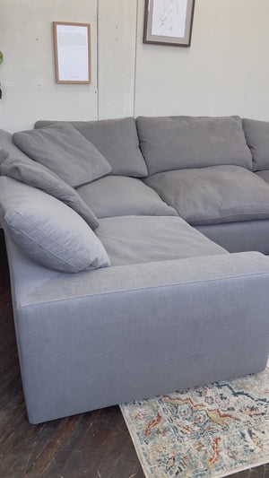 FREE DELIVERY! 🚚 - Bob’s Furniture Dream Gray Cloud Modular Modern Rearrangeable Sectional Couch