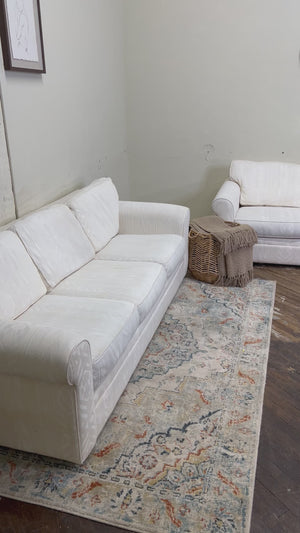 FREE DELIVERY! 🚚 - White Vintage Design 3 Seater Couch & Loveseat Set