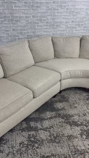 FREE DELIVERY! 🚚 - Jordan’s Furniture Cream Theatre Sectional Couch