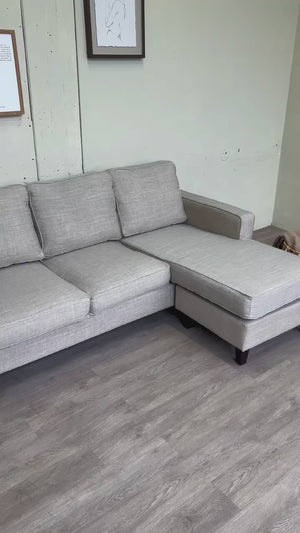 FREE DELIVERY! 🚚 - Cream Modern Sectional Couch with Reversible Chaise