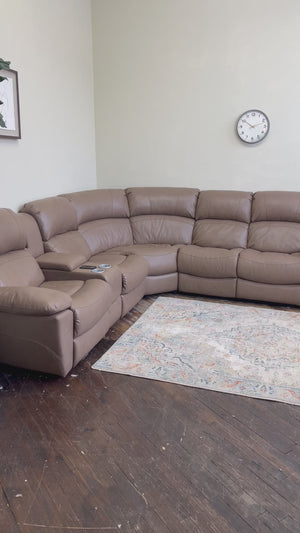 FREE DELIVERY! 🚚 - Jordan’s Furniture “Larue” Light Brown Power Reclining Genuine Leather Sectional Couch with Seat Warming, Massage, Tilt Headrest and Charging Console